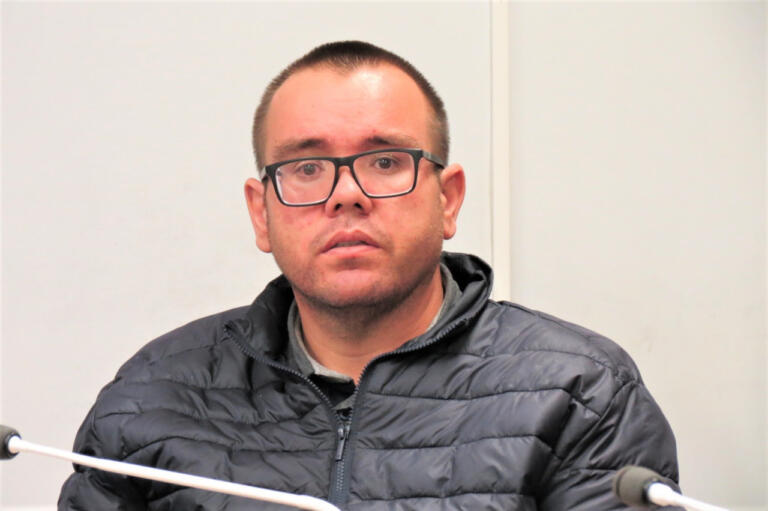 Gordinho do Suco pede urgência na conclusão da reforma da ponte sobre o Arroio Fundo