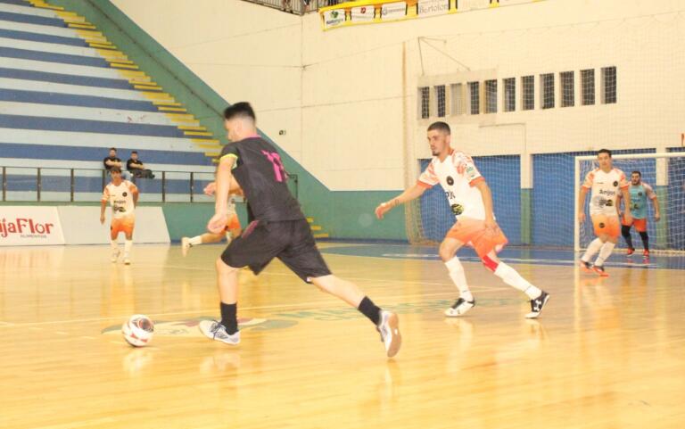 Real Hawãrey’s assume 2ª posição no Grupo A e Viasul/American Nutrients vence a 1ª no Grupo B