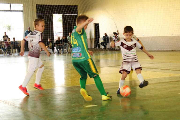 Arena Coxa, Copagril e AABB vencem na rodada da Copa Karl Schmidt