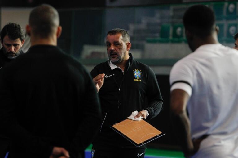 Marquinhos Xavier convoca Seleção de Futsal para jogos contra o Japão