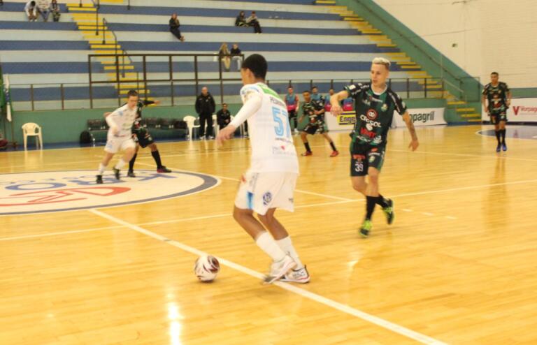 Marechal vence Marreco e retoma liderança do Paranaense Sub-20