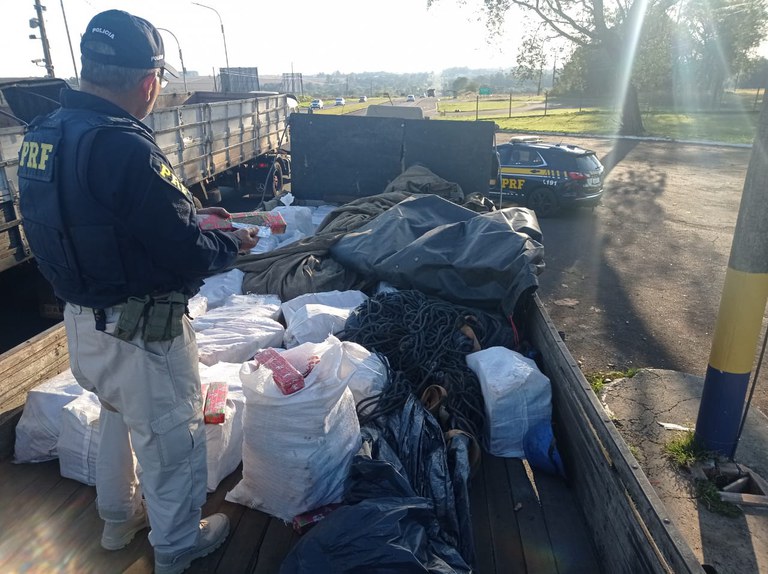PRF apreende 1,5 tonelada de maconha em município da região Oeste