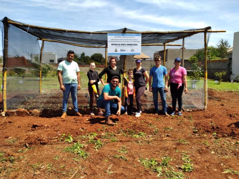 Horta comunitária é implantada junto ao pomar municipal de Quatro Pontes
