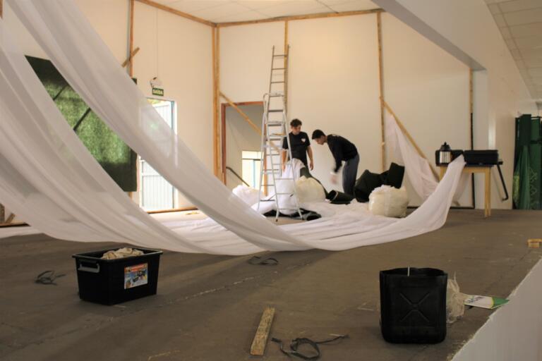 Estandes da Expo Mercedes estão sendo montados no Clube Grêmio