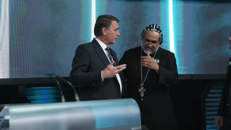 Novidade no sábado, Padre Kelmon também deve participar do debate na Globo