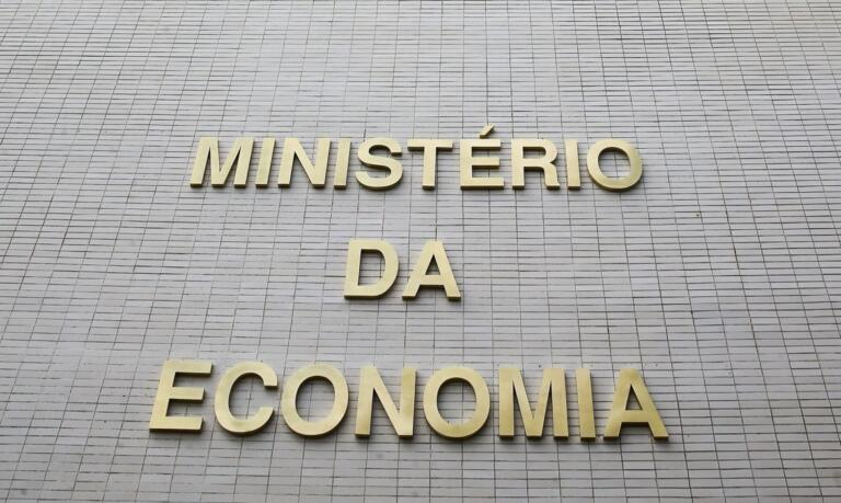Concursos públicos poderão ser prorrogados sem aval do Ministério da Economia