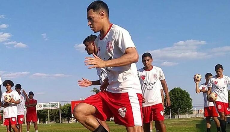 Seis meses depois de voltar da Ucrânia, jogador rondonense acerta com o América de Morrinhos