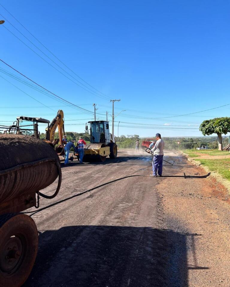 Prefeitura de Mercedes realiza melhorias nas ruas do Loteamento Dillenburg