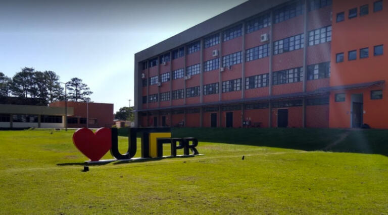 UTFPR disponibiliza 84 bolsas a professores da Educação Básica