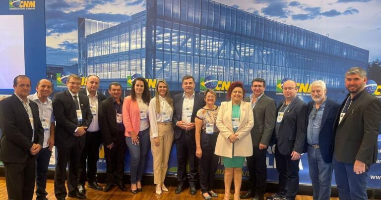 Prefeitos da Amop participam da Mobilização Municipalista em Brasília