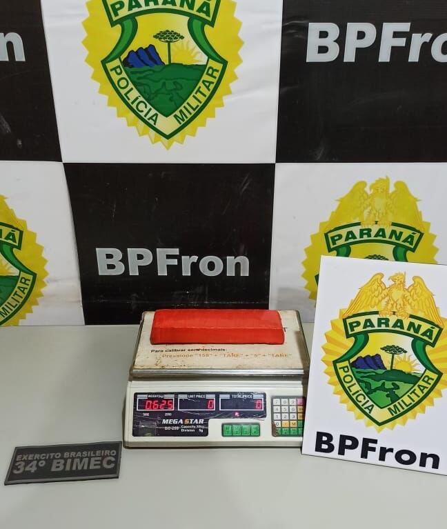 BPFron e Exército prendem homem com droga em Guaíra
