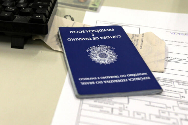 Confira as 1.251 vagas disponíveis na Agência do Trabalhador de Toledo