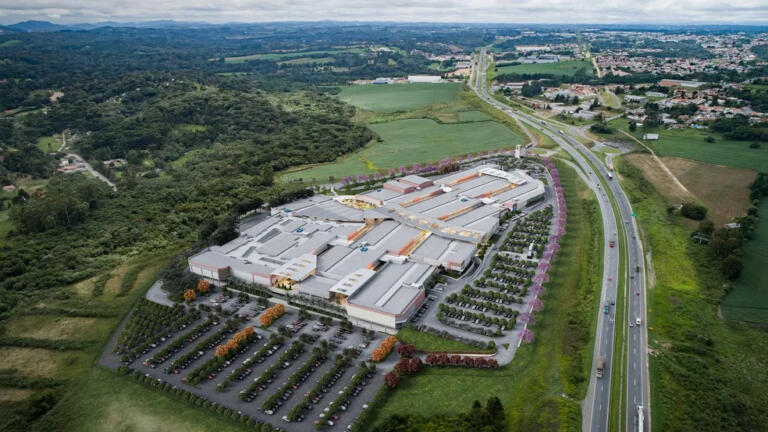 Outlet com quase 150 lojas deve criar até 2,5 mil empregos no Paraná; veja lista de marcas