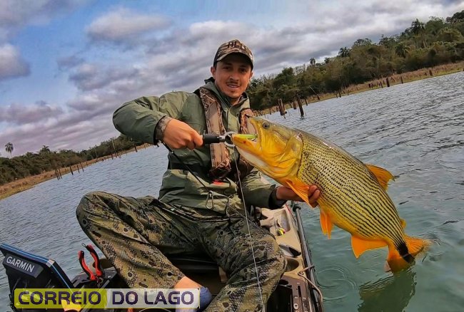 Dourado pescado no Lago de Itaipu em frente a Santa Helena é recorde certificado