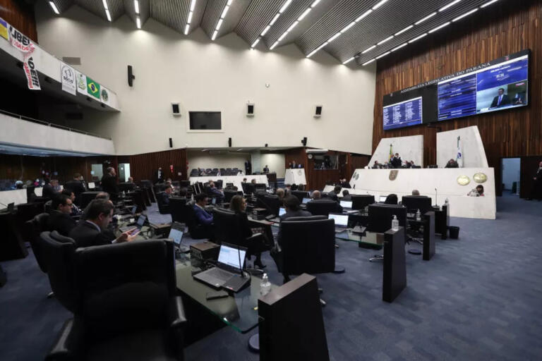 Governo apresenta à Alep projeto do Orçamento de 2023; veja valores