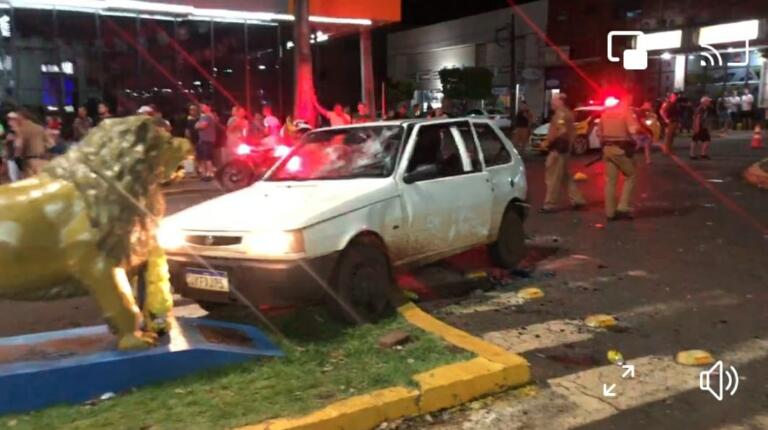 Eleitor de Lula é abordado por adversários políticos, briga, faz ameaças e tem carro depredado no centro de Marechal Rondon; veja vídeos