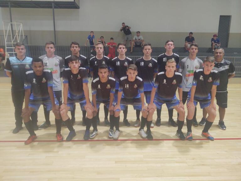 Atletas da sub-11 e sub-17 disputam título da 3ª Copa Amizade de Futsal nesta quarta-feira