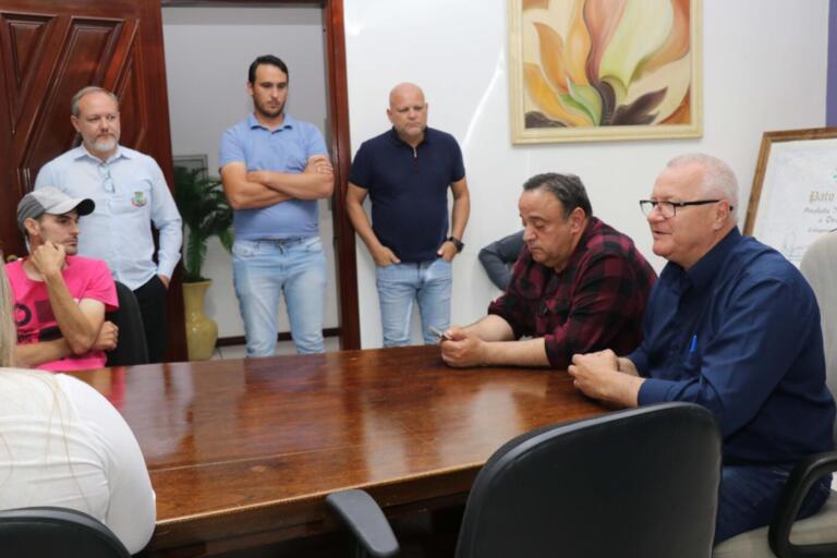 Deputado Bakri visita Pato Bragado e agradece os votos recebidos no município