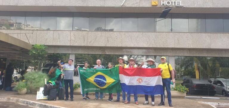 Ônibus que saiu de Marechal Rondon chegou em Brasília nesta segunda-feira