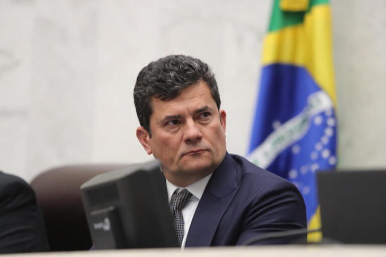 Sergio Moro se diz estarrecido com cassação de Deltan Dallagnol