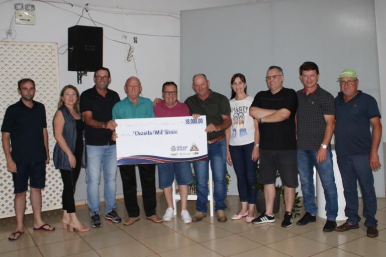 Festa do município de Entre Rios gera lucro de R$ 18 mil para cada associação