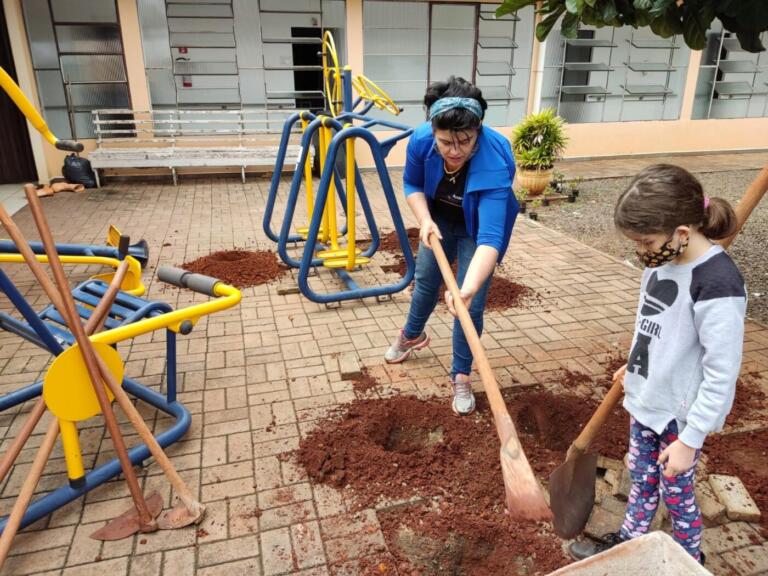 Rotary 25 de Julho instala nova academia para idosos no Lar Rosas Unidas