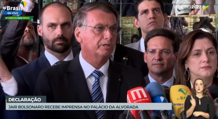 Em pronunciamento, Bolsonaro agradece votos e comenta movimentos populares; confira na íntegra