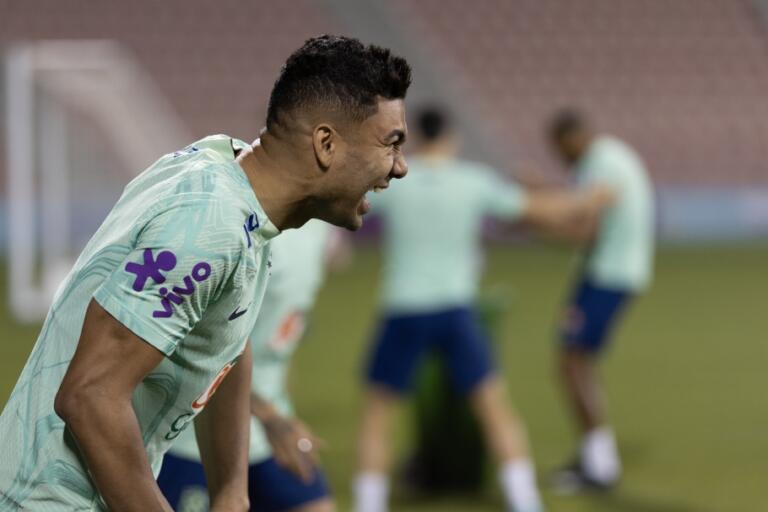 Casemiro mantém suspense sobre o substituto de Neymar contra a Suíça