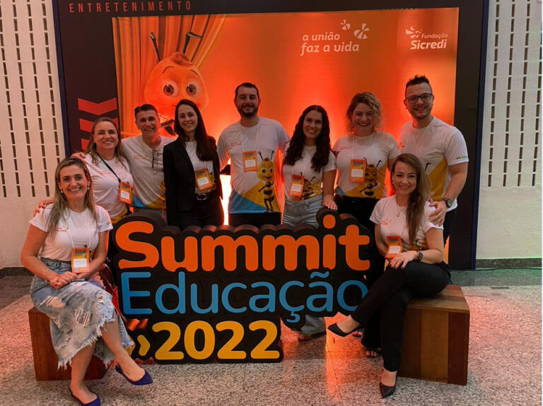 Sicredi Aliança PR/SP participa do Summit Educação 2022