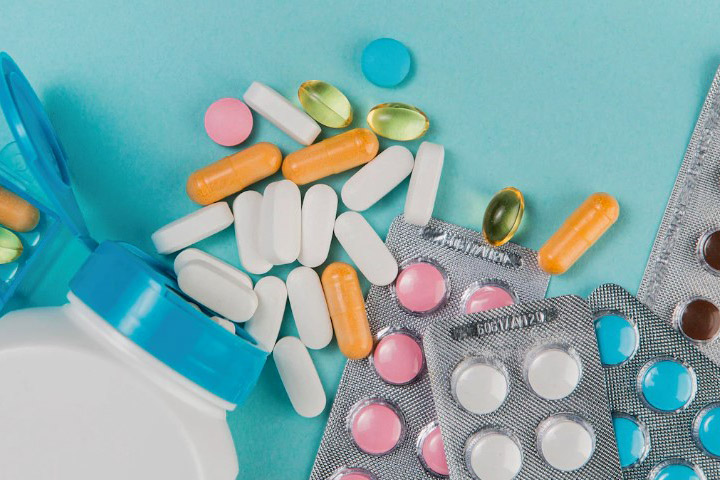 Intoxicação infantil por medicamentos cai 14,5% no Paraná de 2019 a 2021