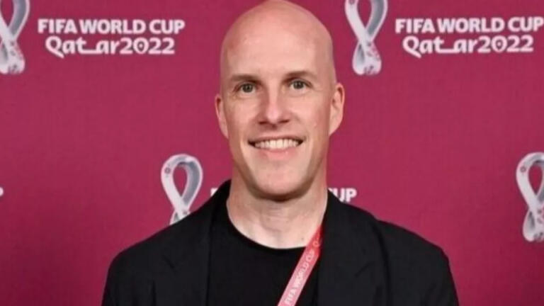 Jornalista americano morre após passar mal durante jogo entre Holanda x Argentina