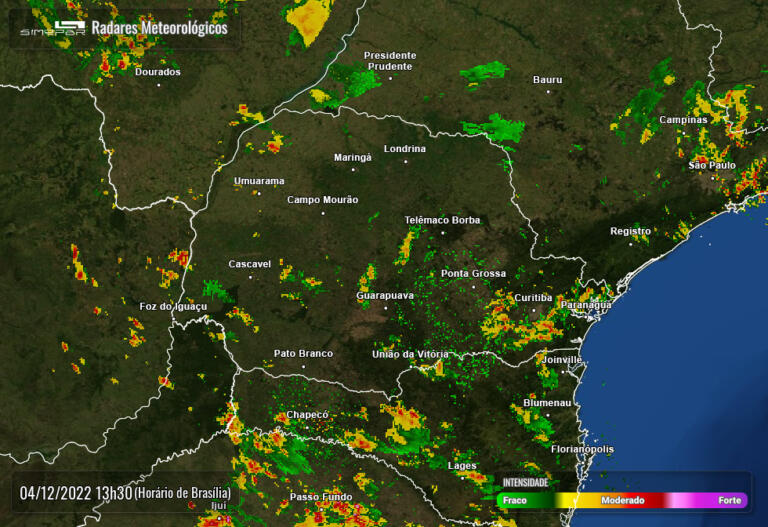 Defesa Civil emite neste domingo alerta para risco de chuvas intensas, raio e vendaval