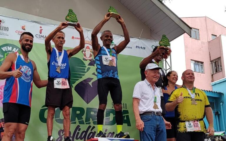 Quatro-pontense fecha 2022 sendo campeão da 5ª Corrida Solidária do Hoesp