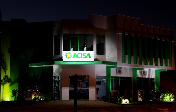 Acisa reúne empresários para alinhar experiência positiva em turismo em Santa Helena