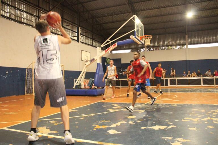 Brooklyn Nets assume liderança isolada do Municipal de Basquete