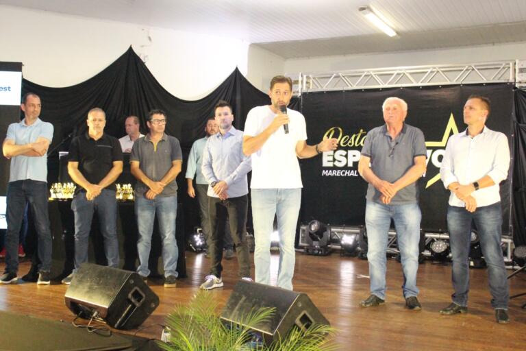 Destaque Esportivo homenageia 63 atletas e técnicos rondonenses; veja quem recebeu troféu