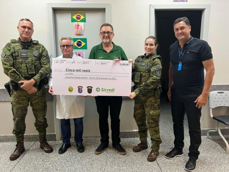 BPFron e Sicredi repassam ao Ceonc valor arrecadado com a campanha Outubro Rosa/Novembro Azul