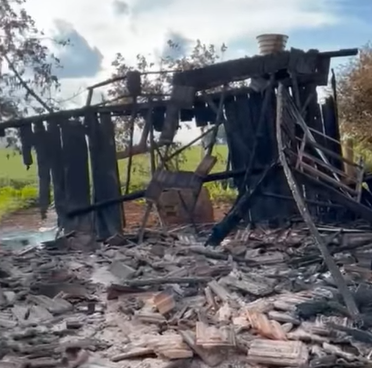 Casa de pai de vereador de Toledo é destruída por incêndio; ação criminosa não é descartada diante de ameaças à família