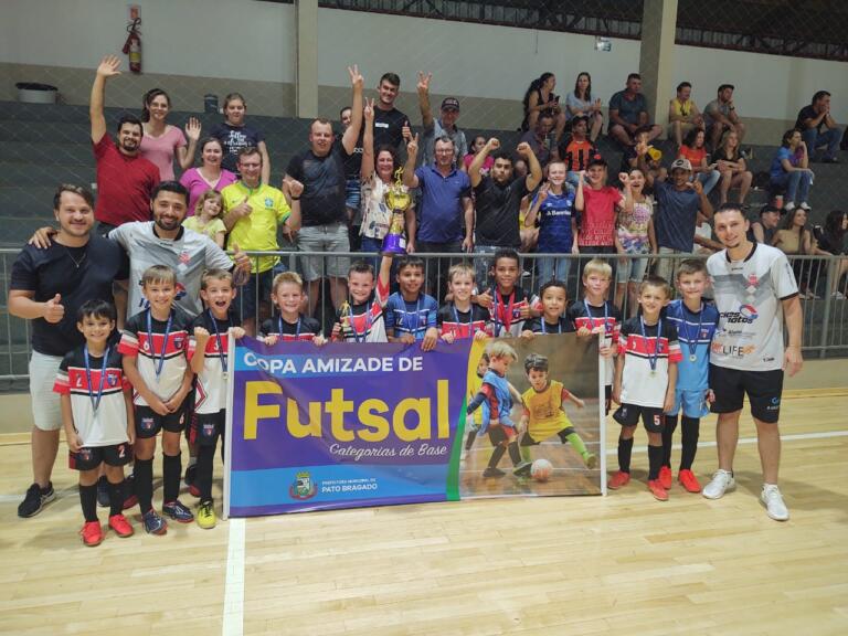 Nova Santa Rosa é a grande campeã da Copa Amizade de Futsal categoria Infantil Sub-09