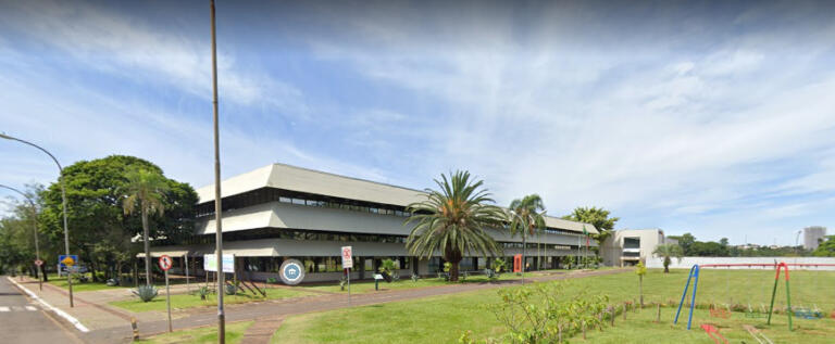 Prefeitura de Londrina anuncia concurso com 41 vagas para profissionais da saúde