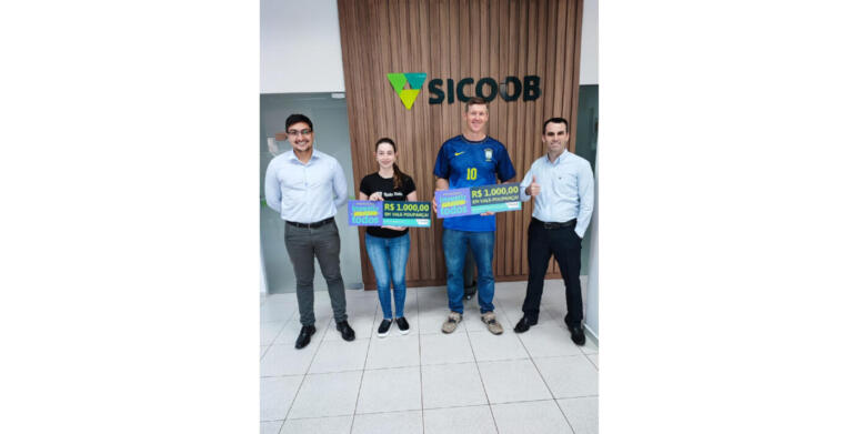 Sicoob Confiança entrega premiação da campanha Investir é para todos