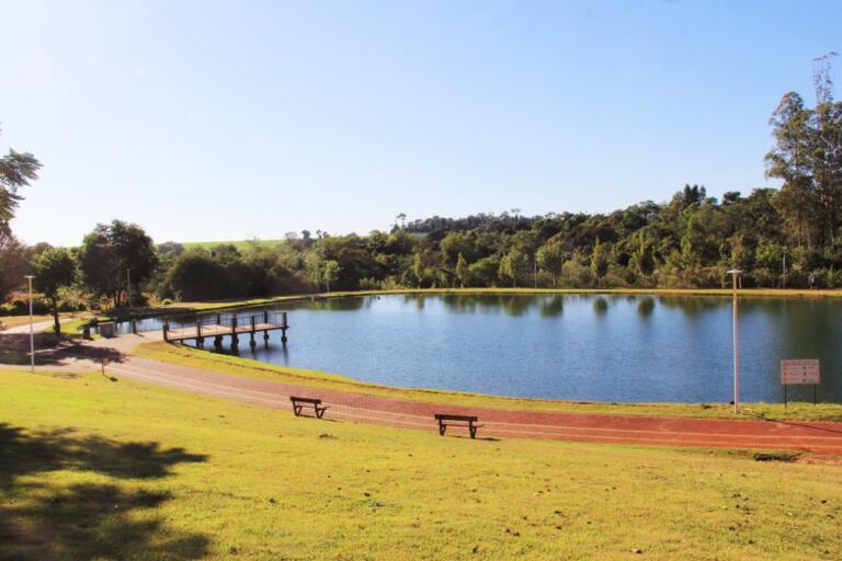 Lago Municipal de Nova Santa Rosa vai ganhar fonte luminosa; inauguração será na semana que vem