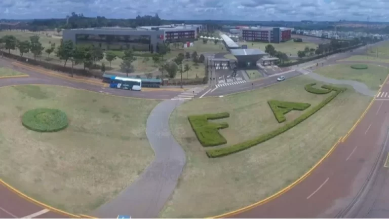 Confira as vagas de emprego disponíveis no Centro Universitário FAG