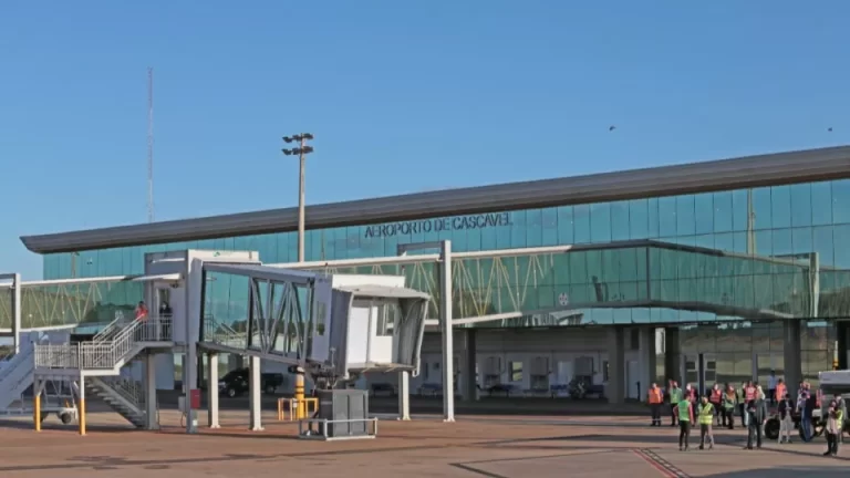 Terminal de Cascavel agora é oficialmente Aeroporto Regional do Oeste