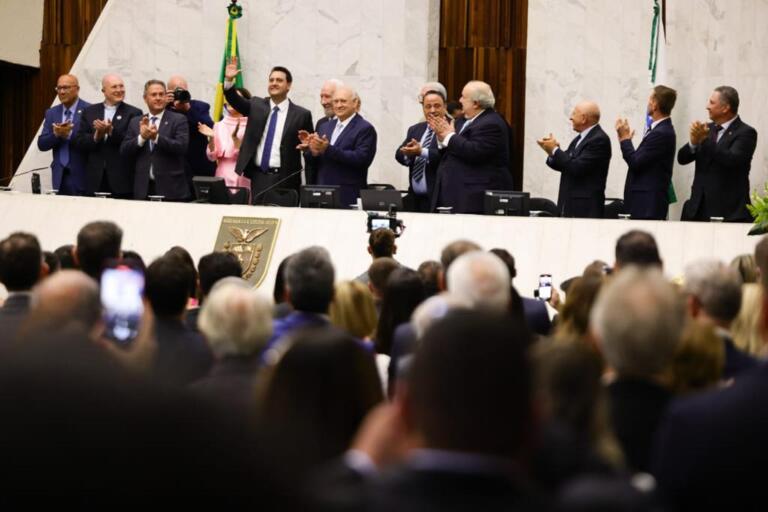 Em 1º discurso do 2º mandato, Ratinho Junior diz que não aceitará “pedágio caipira” no Paraná