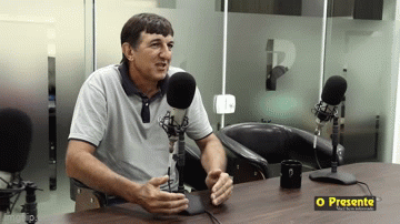 “Não estou pleiteando a vaga para prefeito, mas se o MDB entender que é o caminho, estou pronto”, diz Ari Schmidt