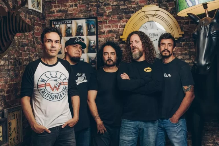 Show do Raimundos é neste sábado; confira horário e programação do Oeste Rock