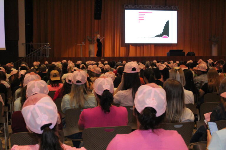 Participação ativa feminina é destaque na abertura do Dia de Campo da Lar 2023