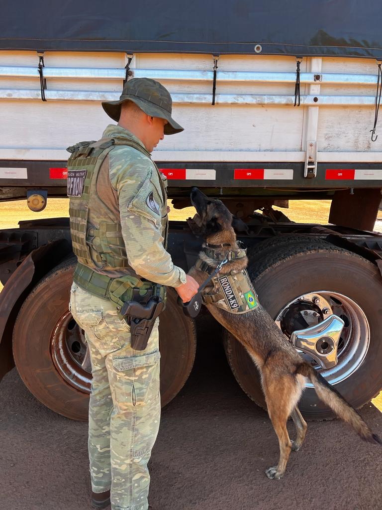 BPFron e Receita Federal realizam fiscalização no Porto Internacional de Santa Helena