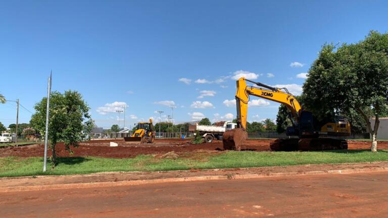Moradores lamentam instalação de Unidade Mista de Saúde em praça de Quatro Pontes